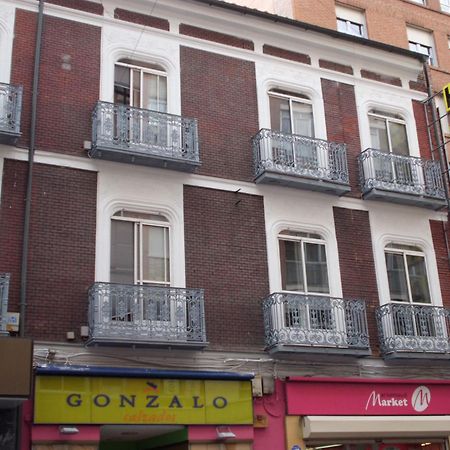 Hostal Lima Valladolid Exteriér fotografie