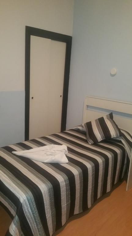 Hostal Lima Valladolid Exteriér fotografie