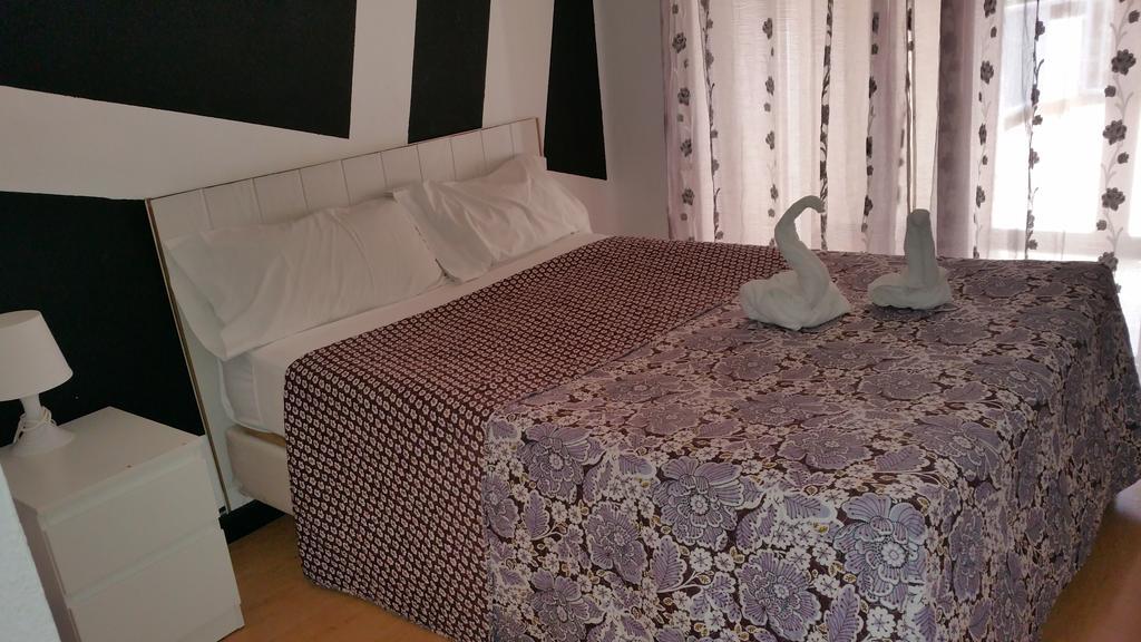 Hostal Lima Valladolid Exteriér fotografie