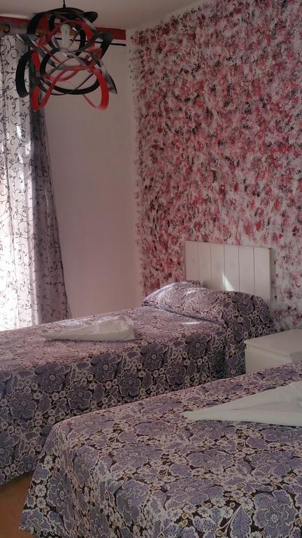 Hostal Lima Valladolid Exteriér fotografie