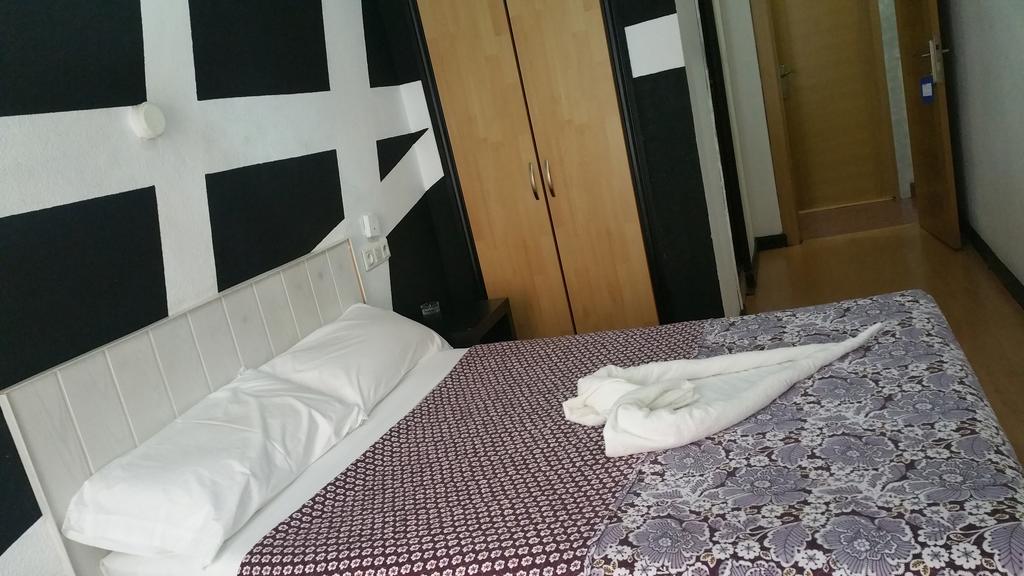 Hostal Lima Valladolid Exteriér fotografie