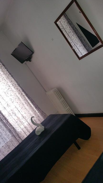 Hostal Lima Valladolid Exteriér fotografie