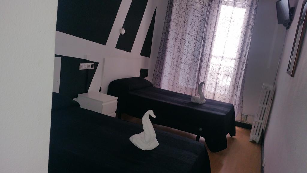 Hostal Lima Valladolid Exteriér fotografie