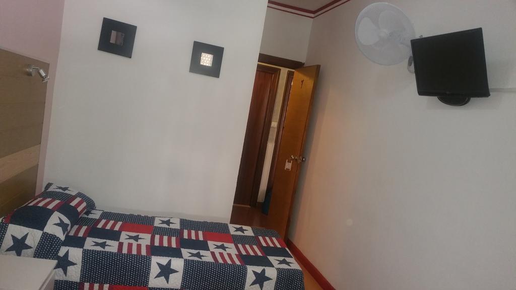 Hostal Lima Valladolid Exteriér fotografie