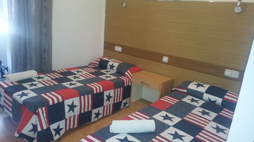 Hostal Lima Valladolid Exteriér fotografie
