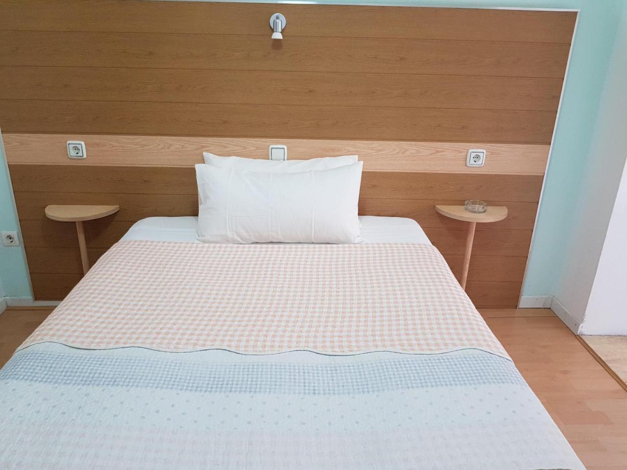 Hostal Lima Valladolid Exteriér fotografie